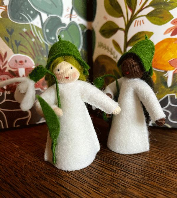 Light Skin Snowdrop Waldorf Flower Fairy - Niddle Noddle