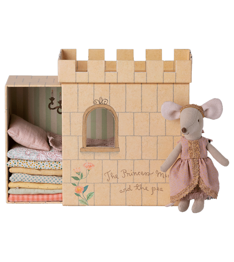 Princess on the Pea Big Sister Mouse by maileg