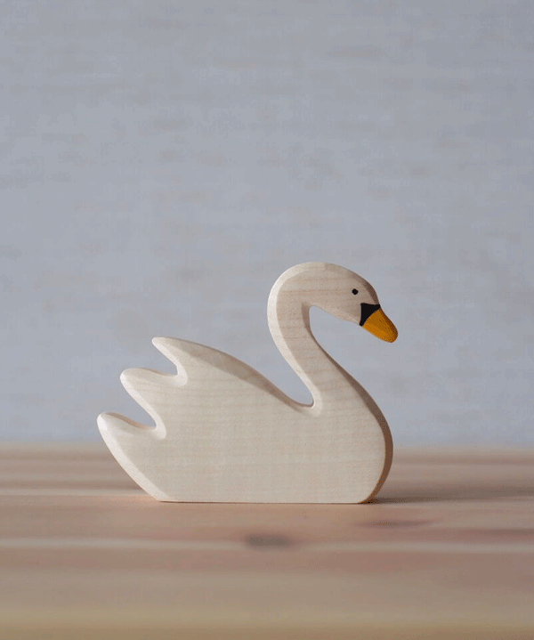 Swan by Holztiger - Niddle Noddle