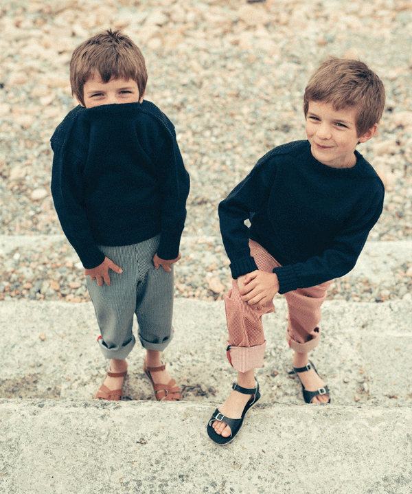Surfer Sandal in Navy By Sun-San - Niddle Noddle