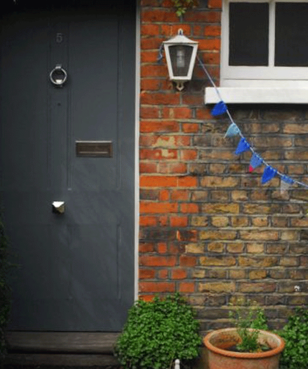 Dorthe's Handknitted Bunting - Niddle Noddle