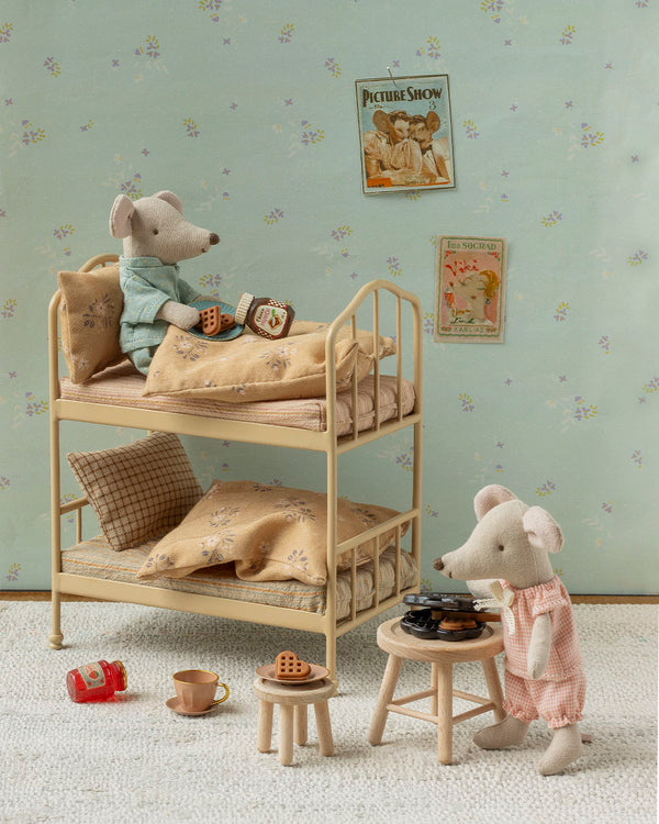 Mouse Wheat Bunk Bed by maileg
