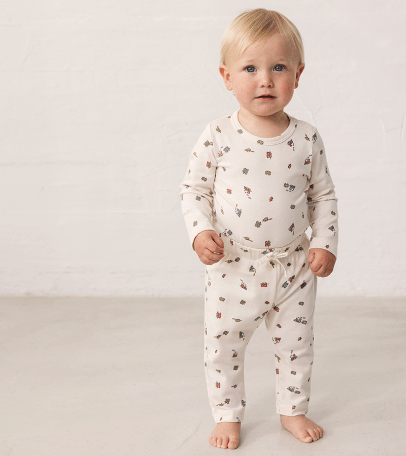 Trains Modal Benedicte Body by MarMar Copenhagen