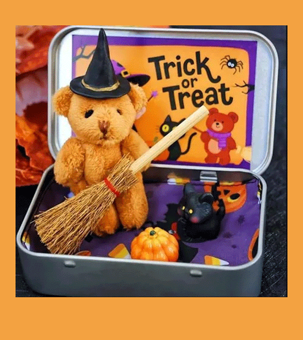 Halloween Pocket Bear in Tin