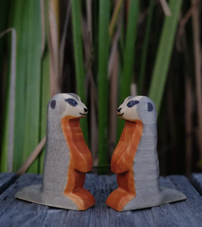 Wooden Meerkat by Holzwald