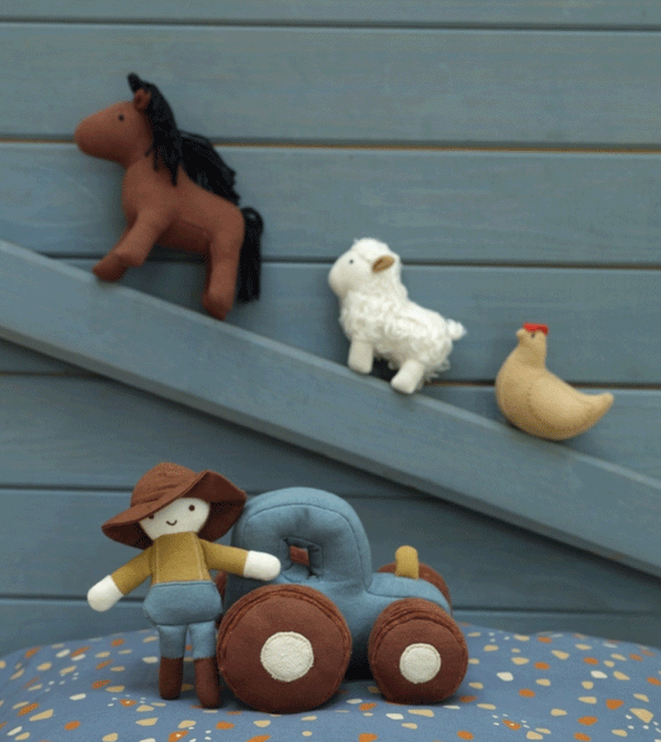 Farm Animals Pocket Friends by Fabelab