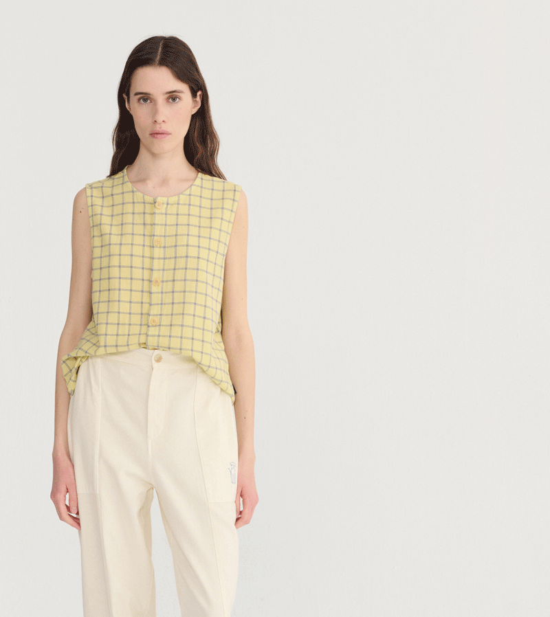 Women's Spicy Window Bambula Crep Top by Bobo Choses