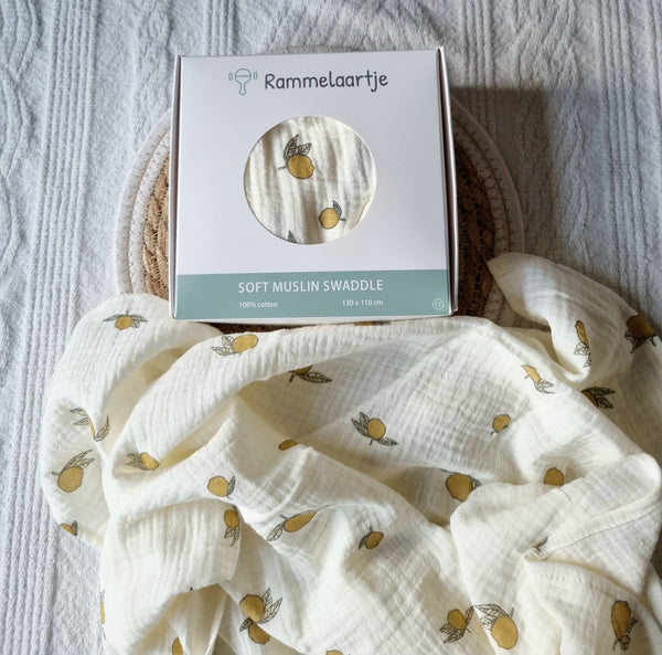 Large Swaddle with Lemons by Rammelaartje