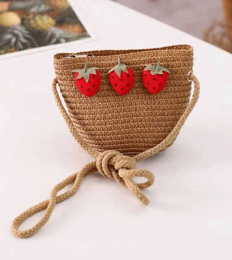 Straw Strawberry Shoulder Bag