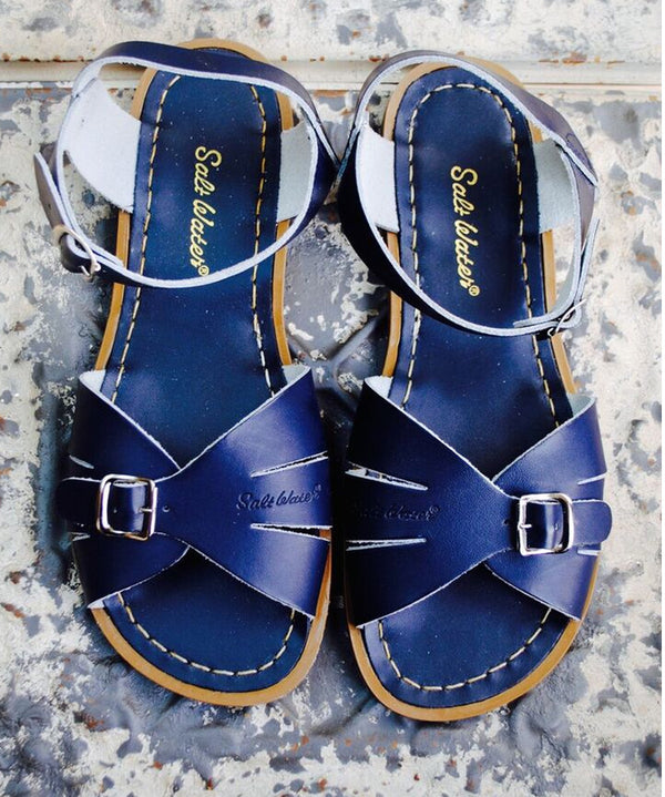 Classic Saltwater Sandal in Navy