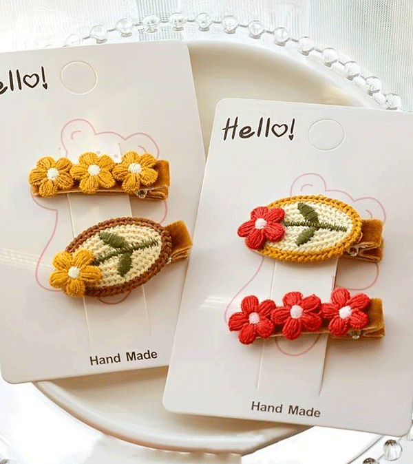 Embroidered Flower Hair Clip Set